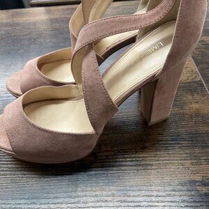 Limelight Women's Lyanna Platform Peep Toe High Heel Size 8.5M Dress Shoe Black